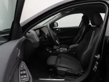 BMW 118i SportLine DAB CockPitPr PDC Lenkrhz Komfort