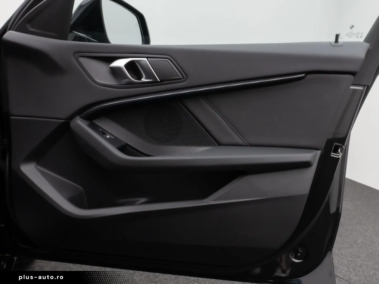 BMW 1 Series 2023 — imagine 31