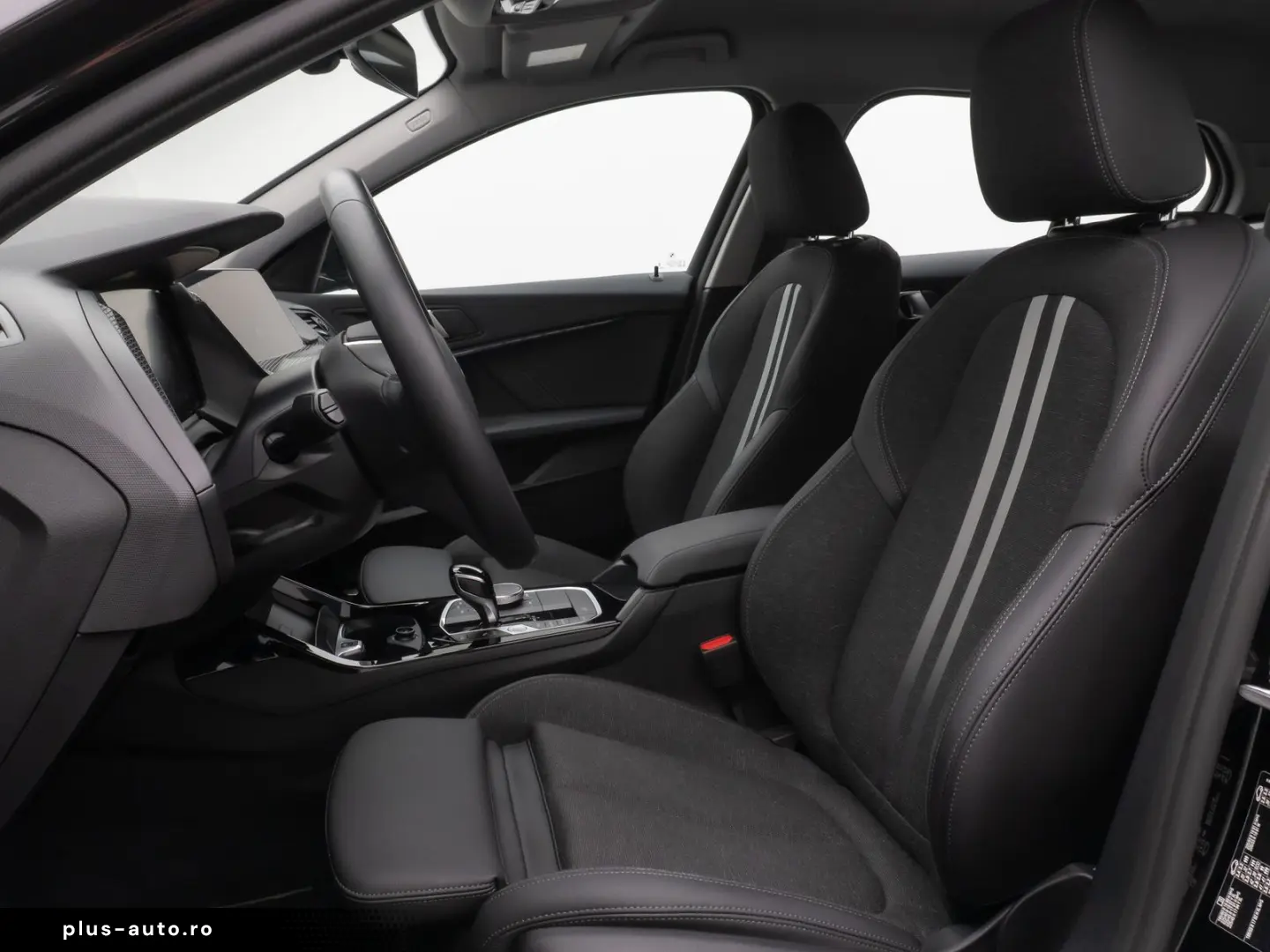 BMW 1 Series 2023 — imagine 23