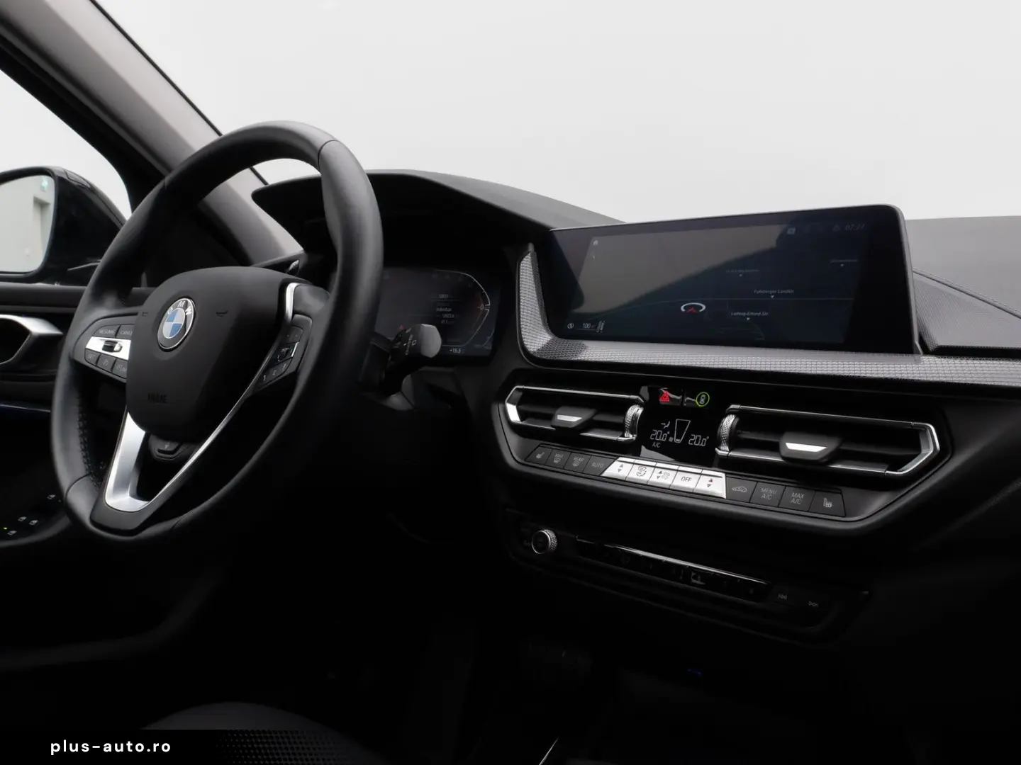 BMW 1 Series 2023 — imagine 18