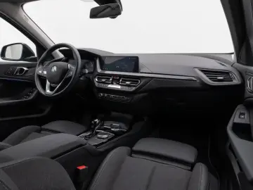 BMW 118i SportLine DAB CockPitPr PDC Lenkrhz Komfort
