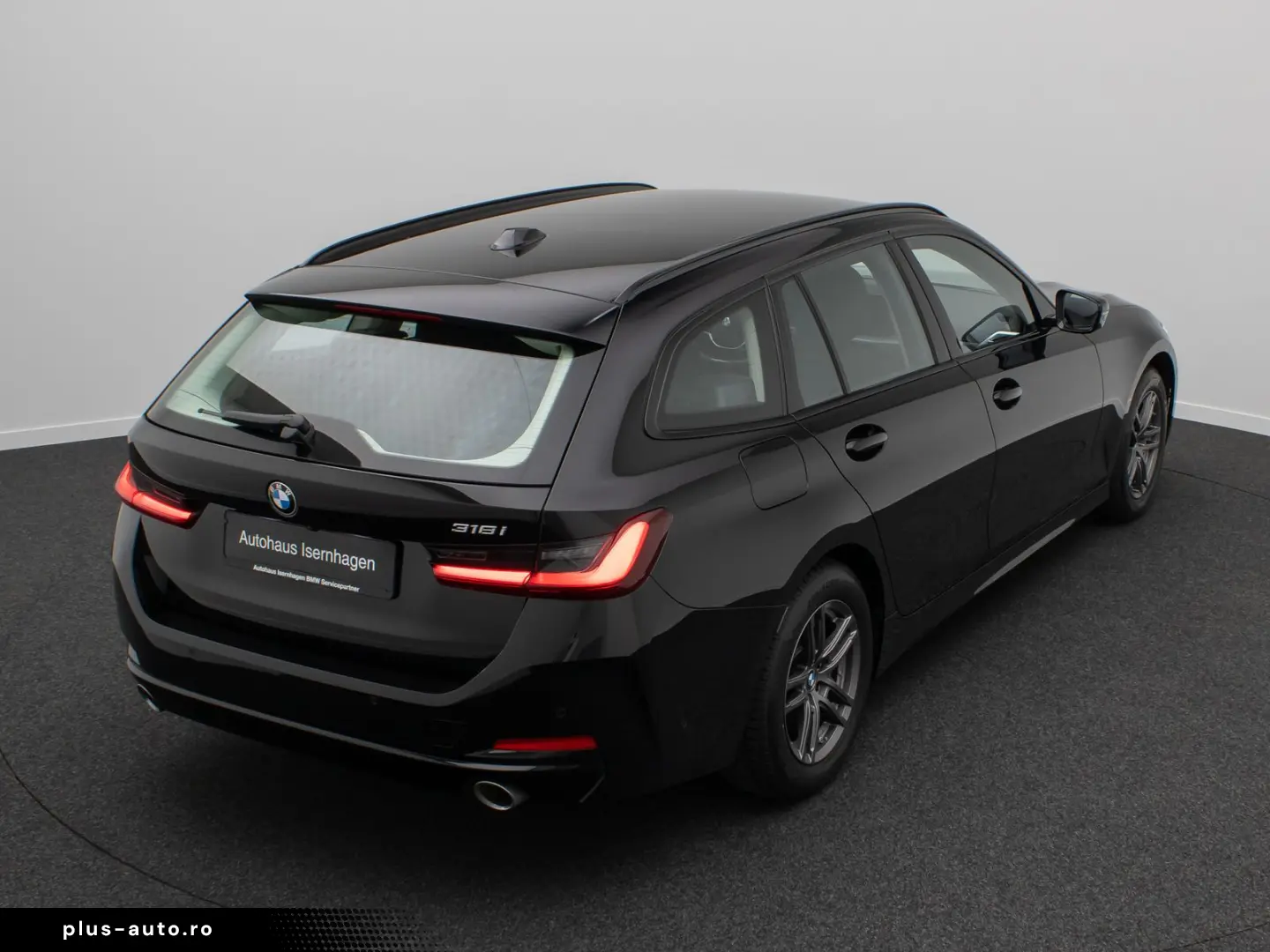 BMW 3 Series 2025 — imagine 4