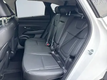 HYUNDAI Tucson Prime 1.6 T-GDi Panorama Navi Leder digit