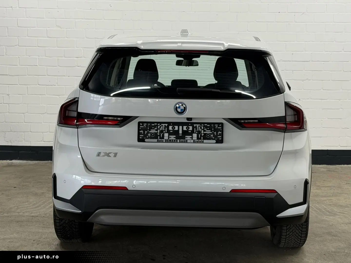 BMW iX1 xDrive30  Adaptiver LED   Fernlichtassist.