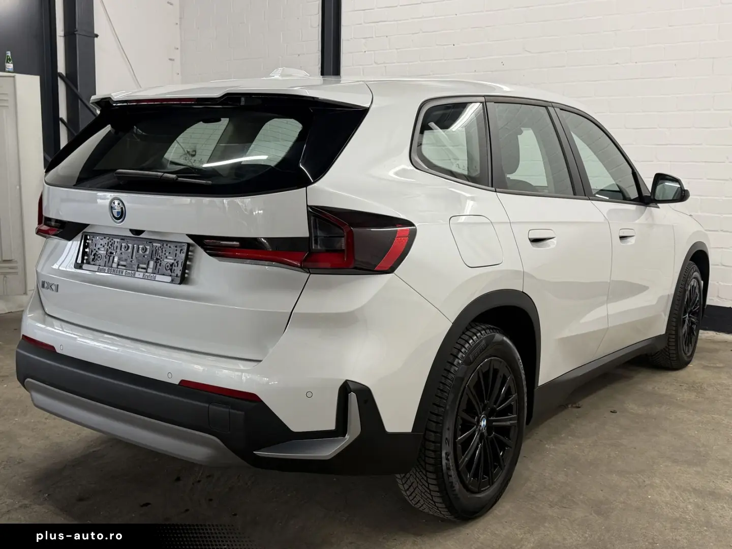 BMW iX1 xDrive30  Adaptiver LED   Fernlichtassist.