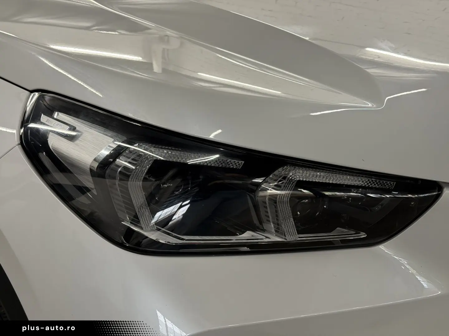 BMW iX1 xDrive30  Adaptiver LED   Fernlichtassist.