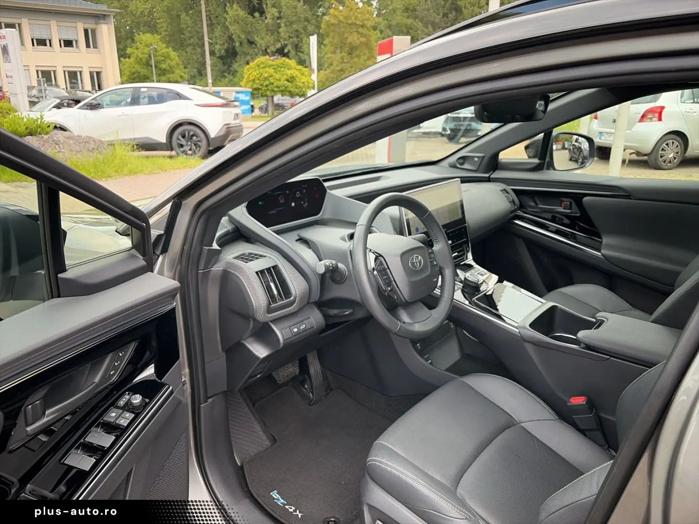 TOYOTA bZ4X AWD   Comfort   Technik Paket Panoramadach