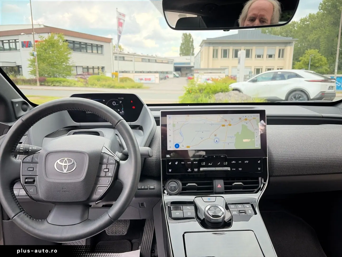 TOYOTA bZ4X AWD   Comfort   Technik Paket Panoramadach