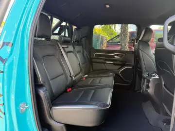 DODGE TRX KIT 12 RADIO OFFROAD 4X4 AHK NAVI LED BÜGEL