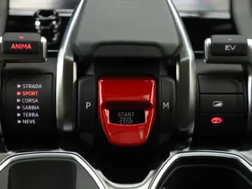 Lamborghini Urus 4.0 V8 PHEV SE 23 ZOLL PANO B&O MOD26