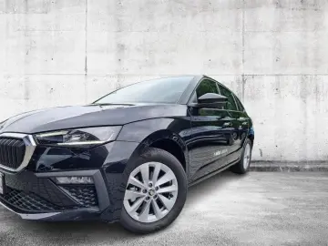 SKODA Scala 1 0 TSI 115 DSG Selection  NAVI  RFK  LED