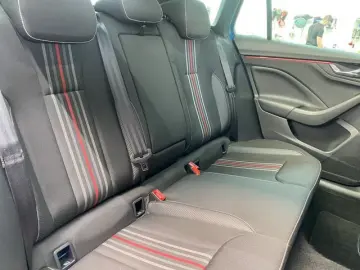 SKODA Kamiq 1.0 TSI Monte Carlo DSG AHK LED ACC Pano