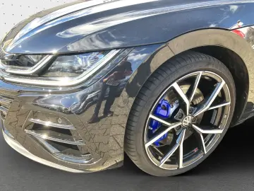 VW Arteon Shooting Brake R 2.0 TSI R 4M 20Z LED AHK