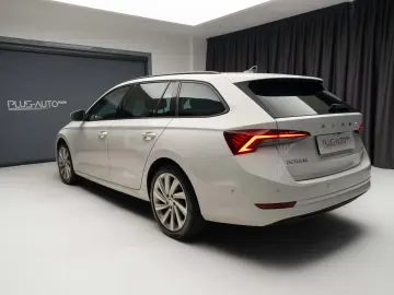 Skoda Octavia Style Kombi 4x4 200 CP