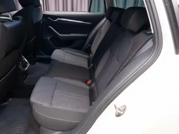 Skoda Octavia Style Kombi 4x4 200 CP