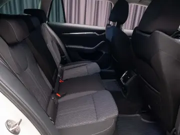 Skoda Octavia Style Kombi 4x4 200 CP