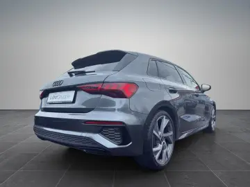 AUDI A3 Sportback 35 TFSI S-Line  PANO B&O MATRIX AHK