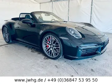 PORSCHE 911 Turbo Cabrio 1. HAND UNFALLFREI BOSE PASM