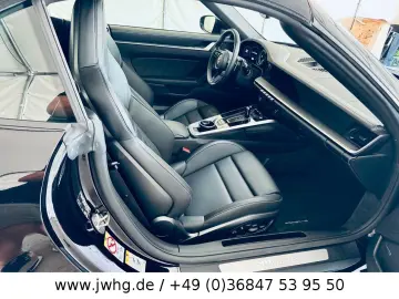 PORSCHE 911 Turbo Cabrio 1. HAND UNFALLFREI BOSE PASM