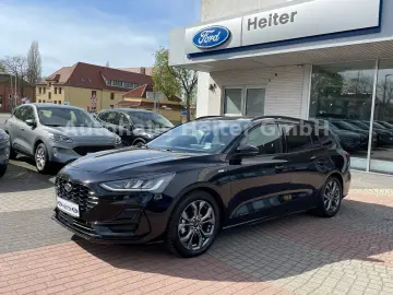 FORD Focus Automatik ST-Line X  155PS Head-Up ACC AHK