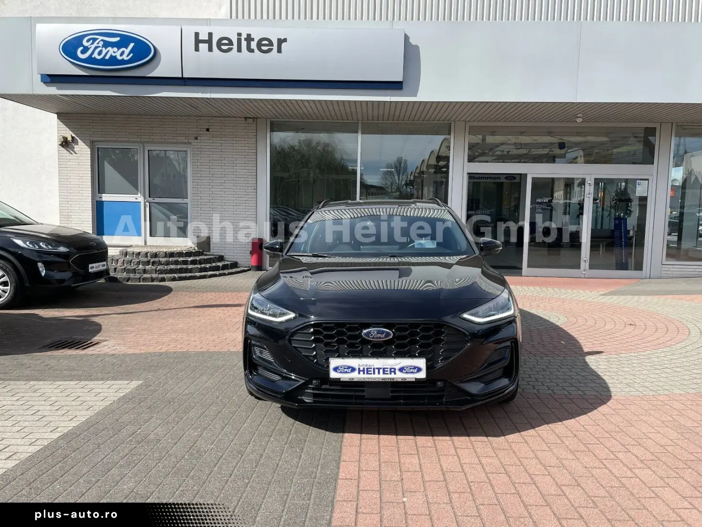 FORD Focus Automatik ST-Line X  155PS Head-Up ACC AHK