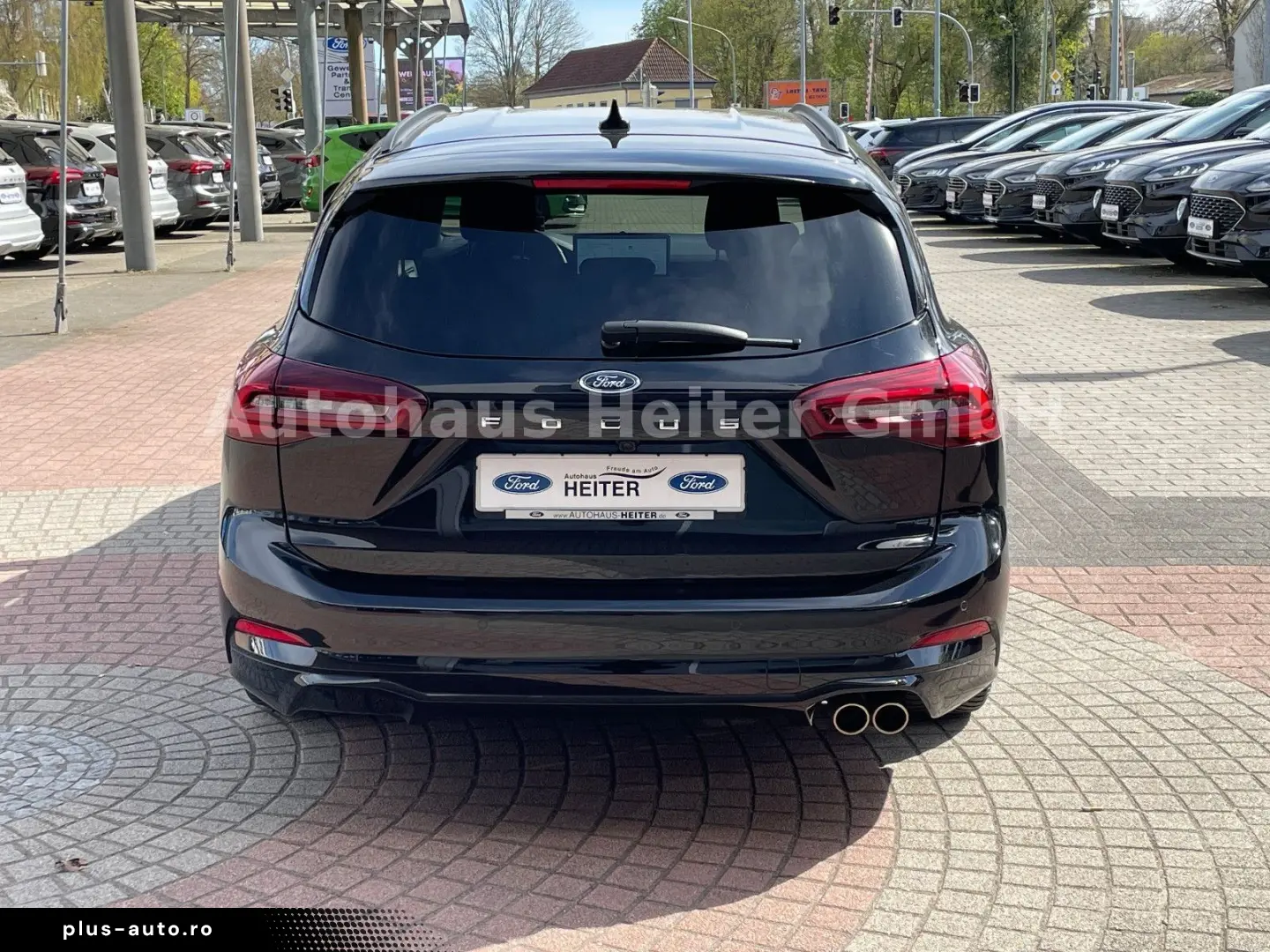 FORD Focus Automatik ST-Line X  155PS Head-Up ACC AHK