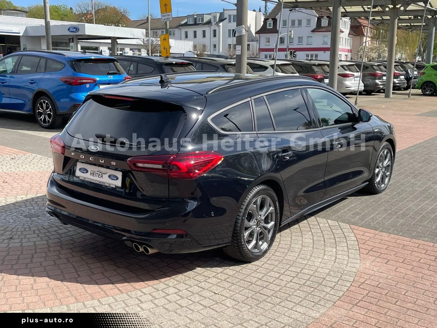 FORD Focus Automatik ST-Line X  155PS Head-Up ACC AHK