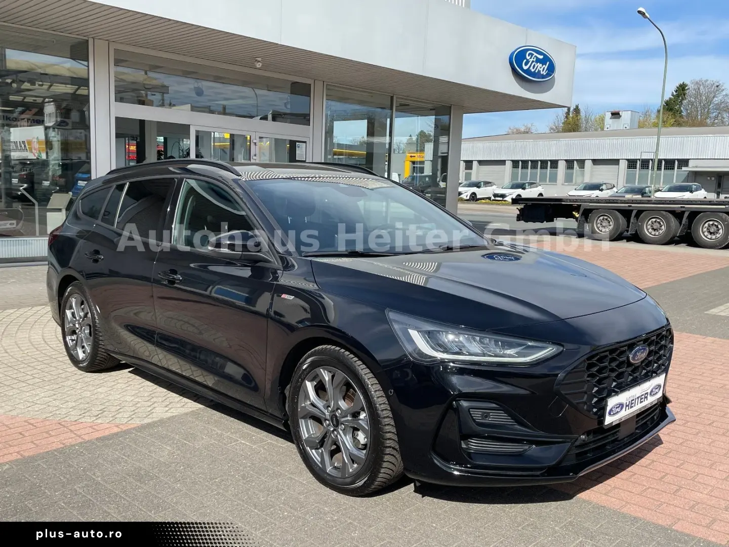 FORD Focus Automatik ST-Line X  155PS Head-Up ACC AHK