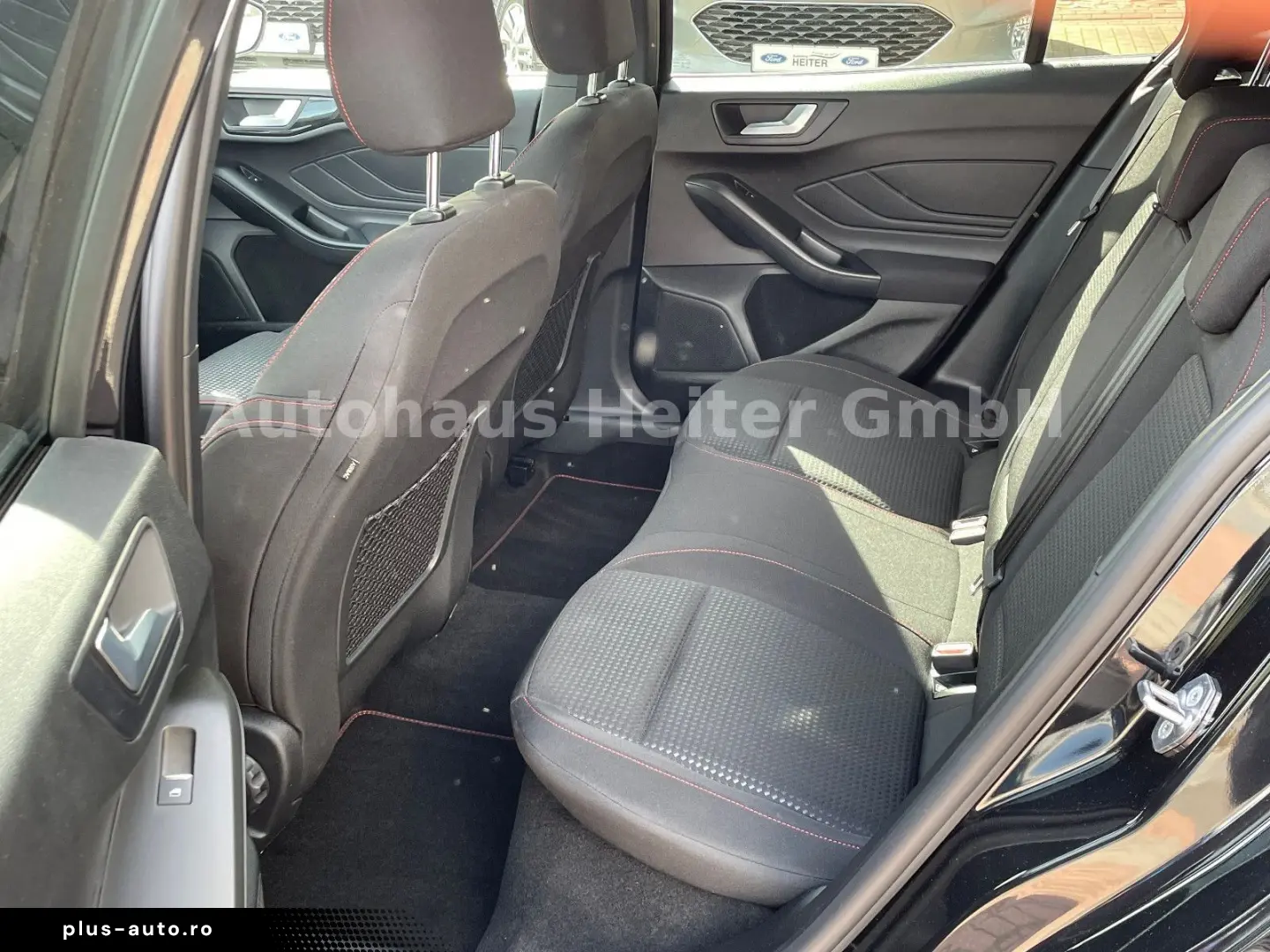 FORD Focus Automatik ST-Line X  155PS Head-Up ACC AHK