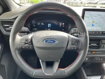 FORD Focus Automatik ST-Line X  155PS Head-Up ACC AHK