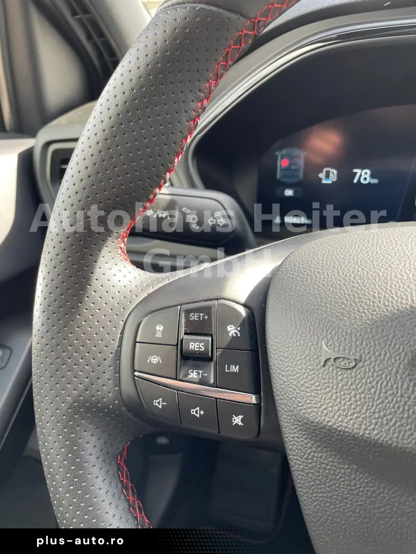 FORD Focus Automatik ST-Line X  155PS Head-Up ACC AHK