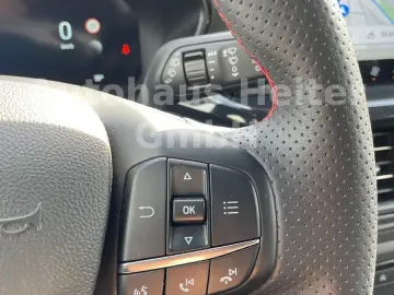 FORD Focus Automatik ST-Line X  155PS Head-Up ACC AHK