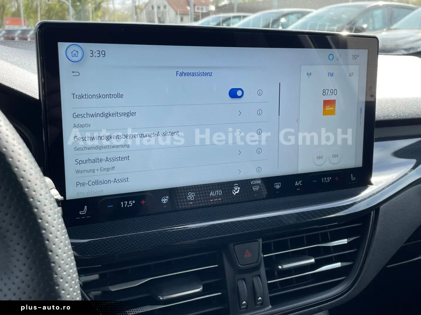 FORD Focus Automatik ST-Line X  155PS Head-Up ACC AHK