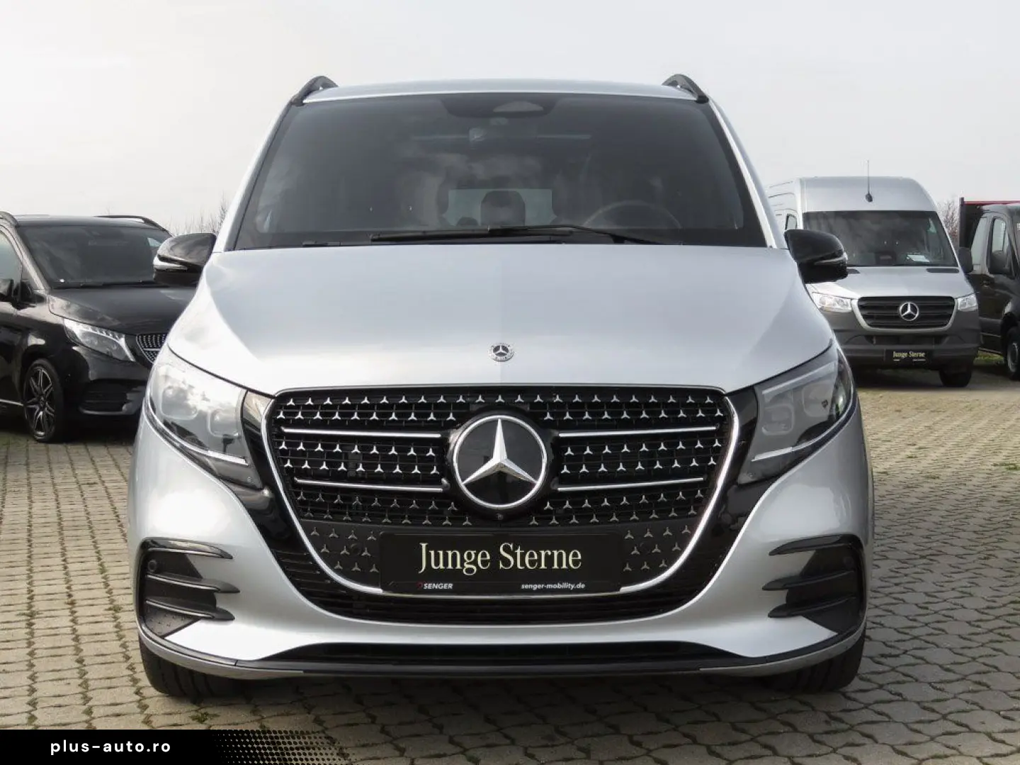 MERCEDES-BENZ V 300 d Avantgarde 4x4 lang AMG AIRMATIC Pano