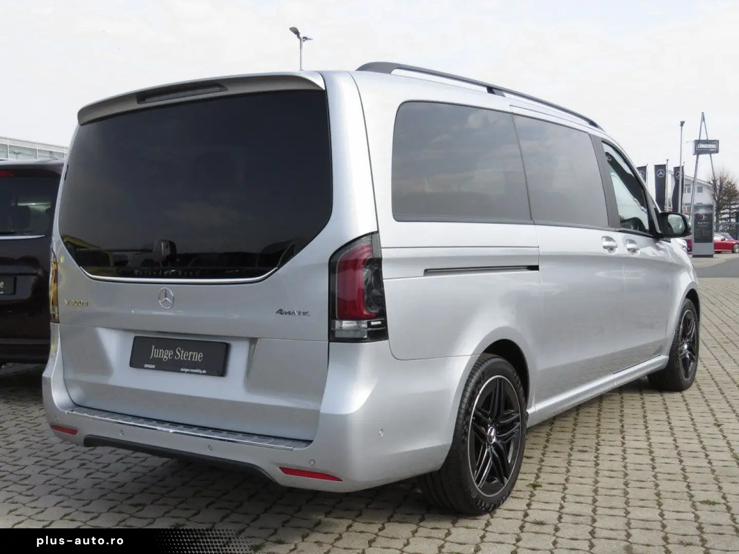MERCEDES-BENZ V 300 d Avantgarde 4x4 lang AMG AIRMATIC Pano