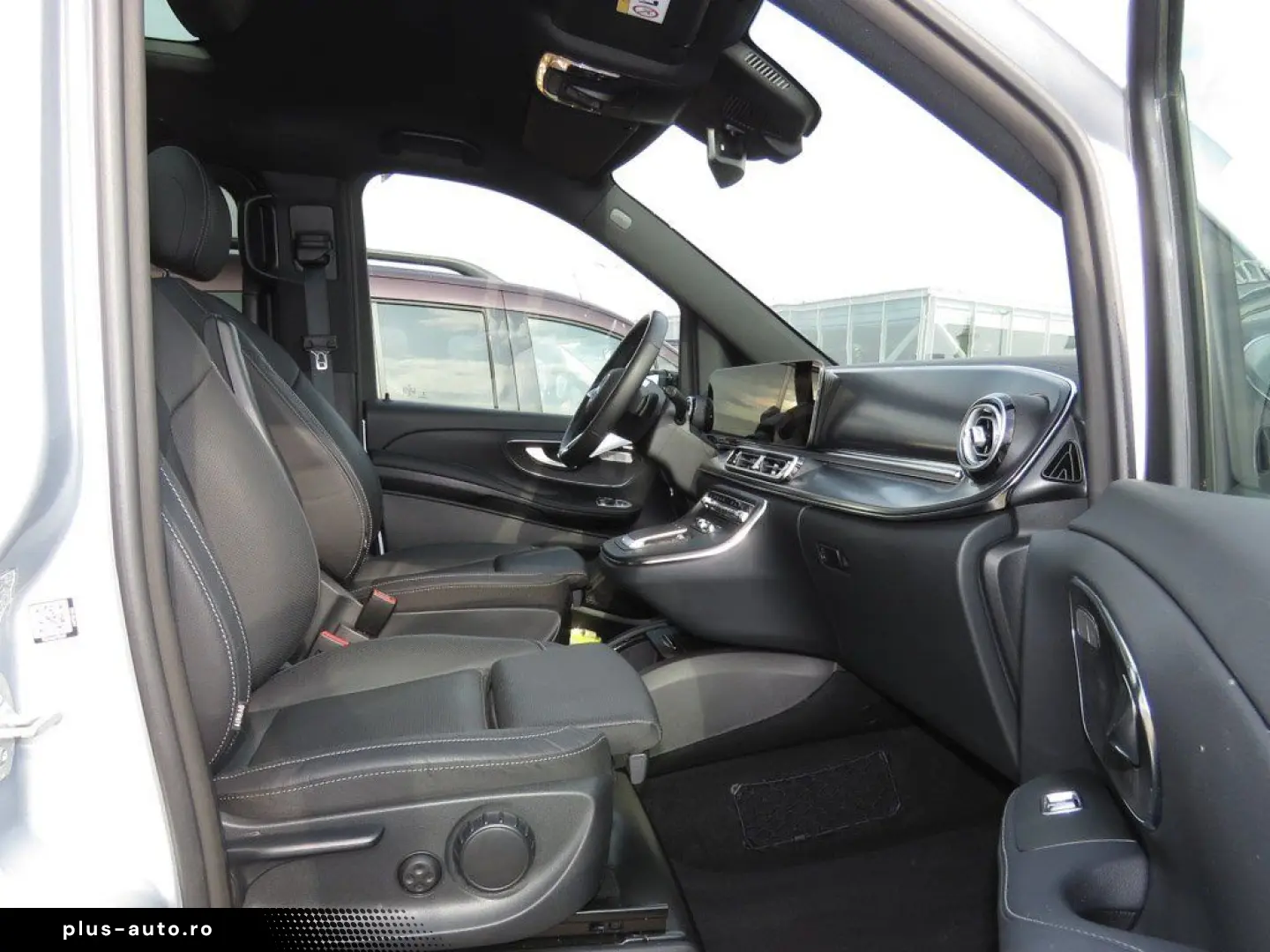 MERCEDES-BENZ V 300 d Avantgarde 4x4 lang AMG AIRMATIC Pano