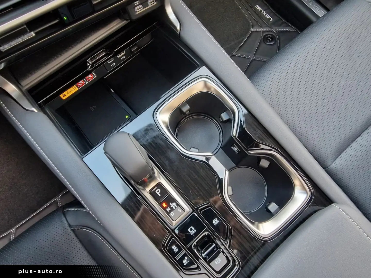 Lexus RX 350 h E-Four Sport Design Panoramic Roof