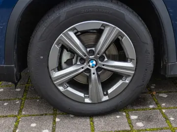 BMW X1 18i Navi DAB LED RFK Soundsystem Temp
