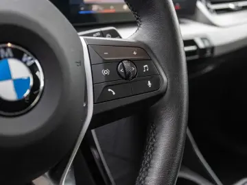 BMW X1 18i Navi DAB LED RFK Soundsystem Temp