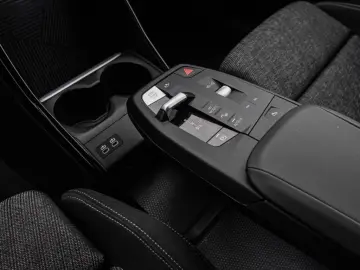 BMW X1 18i Navi DAB LED RFK Soundsystem Temp