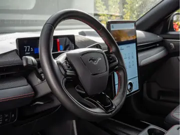 FORD Mustang MACH-E AWD NAVI ACC B&O MATRIX-LED 360