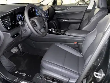 Lexus NX 450h  E-FOUR Business ACC Camera 20inch Navi