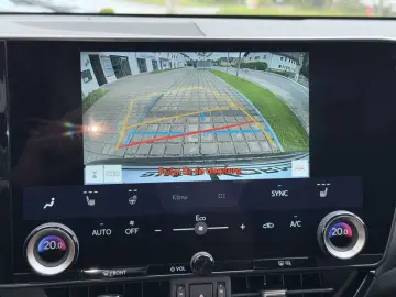 Lexus NX 450h  E-FOUR Business ACC Camera 20inch Navi