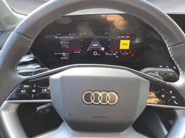 AUDI A5 Avant TFSI S-tronic Business Sportsitze Kamer