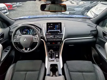 MITSUBISHI Eclipse Cross Plug-In Hybrid Select ACC LED Navi