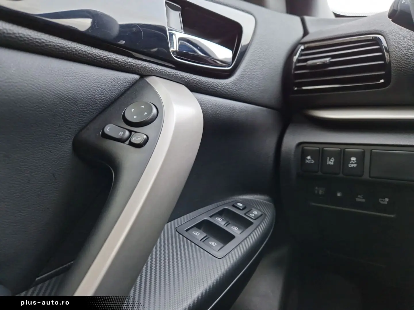 MITSUBISHI Eclipse Cross Plug-In Hybrid Select ACC LED Navi