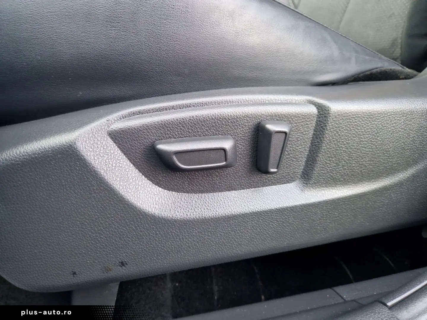 MITSUBISHI Eclipse Cross Plug-In Hybrid Select ACC LED Navi