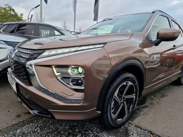 MITSUBISHI Eclipse Cross Plug-In Hybrid Select Navi LED ACC
