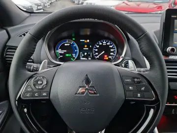 MITSUBISHI Eclipse Cross Plug-In Hybrid Select Navi LED ACC