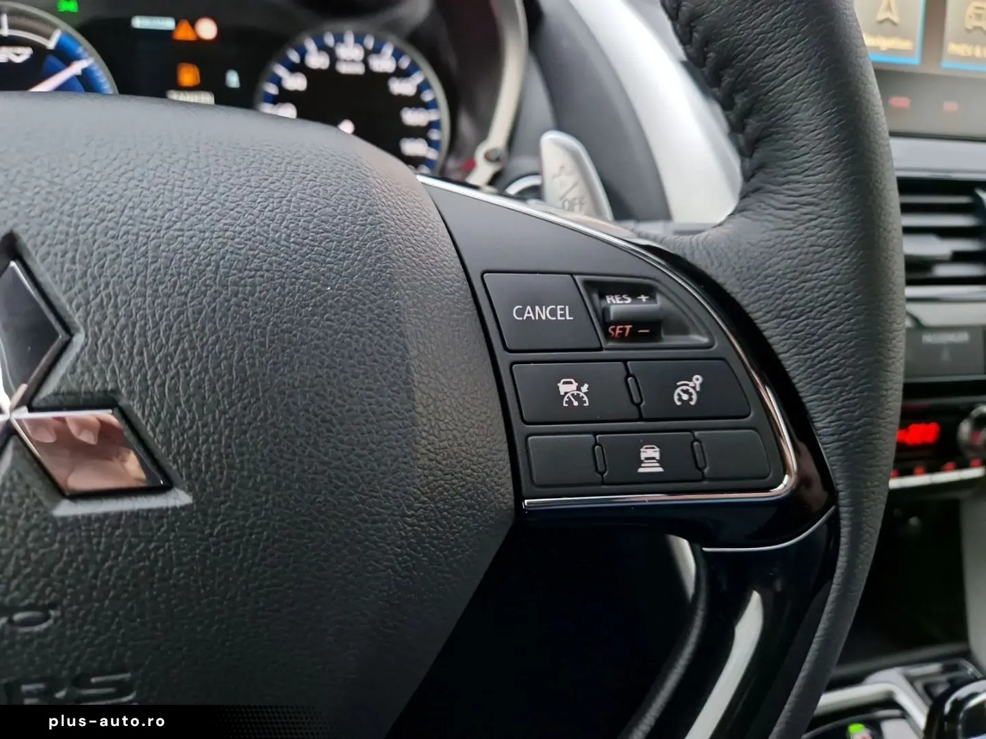 MITSUBISHI Eclipse Cross Plug-In Hybrid Select Navi LED ACC